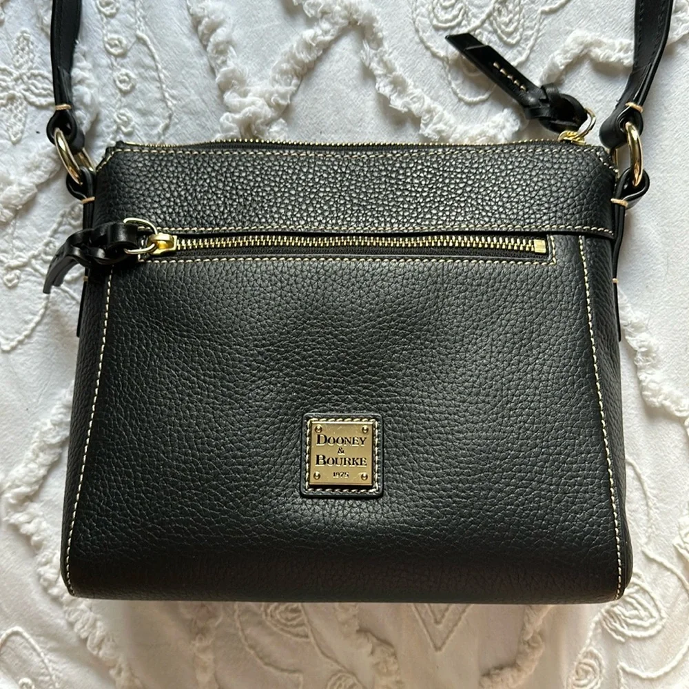 Dooney & Bourke Black Crossbody Bag - New! - Picture 4 of 6
